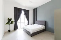 DreamScape Apartment @ Golden Hill