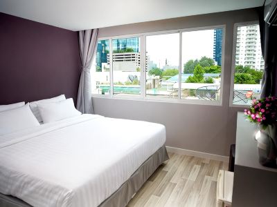 Nantra Ploenchit Hotel
