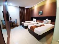 Vio Hotel Pasteur - Airport Shuttle