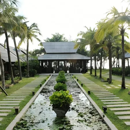 Chivaree Hotel and Resort