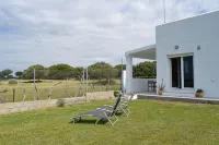 Villa in Los Caños de Meca of 1000m2 plot next to the field and the beach.