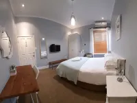 The Greenhouse Guesthouse