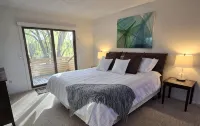 Trout Creek Unit 8, Beautiful newly Decorated Very Clean Condo , Building 2 - Wifi