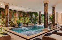 Royal River, Luxury Hotel - gimnasio