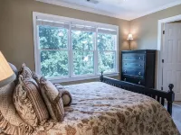 Marina Cottage @ Reynolds On Lake Oconee inside & near Ritz Carlton