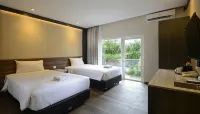 D'Season Hotel Karimunjawa - parking