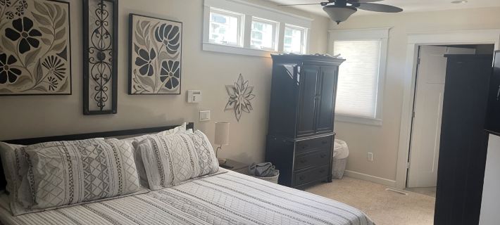 Charming 1-bedroom house on Barron Lake Hotels in Cass County