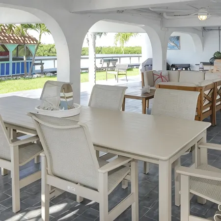 Waterfront, 100ft Dock, Kayaks, Bikes, Pool, Hot Tub, Basketball & Pickleball