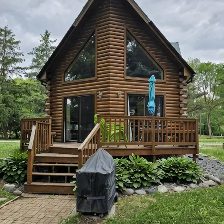 Evergreen Lodge,Waterfront Log Cabin,Wolf River,Partridge Lake,Fremont,Wisconsin