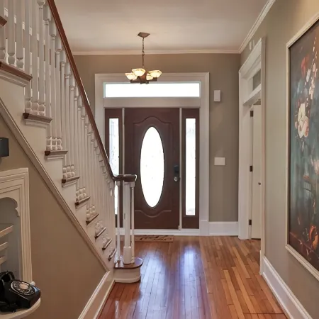 The Grand Colonial Manor on East 11th - 3 Kings!