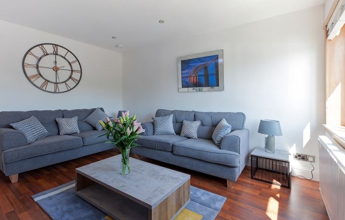 Super Prime City Centre Executive Apartment - Dunfermline