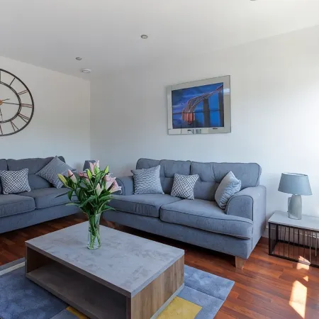 Super Prime City Centre Executive Apartment - Dunfermline