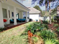 Million dollar villa · Beachfront neighborhood · Free cruise · Resort amenities