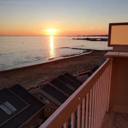 Studio with sea view
