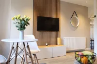 Modern Stylish Apartment with central access