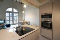Bright and exclusive apartment in the heart of Città Alta renovated to new - Condos