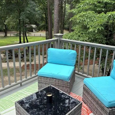 Peaceful Horse Farm Retreat — private balcony and pasture views!
