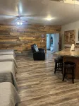 Cozy  studio style space with AC and WiFi on  beautiful Cottonwood Lake - Wifi
