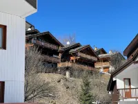Superbe Chalet Hypercentre Courchevel la Tania Hotels near Altiport
