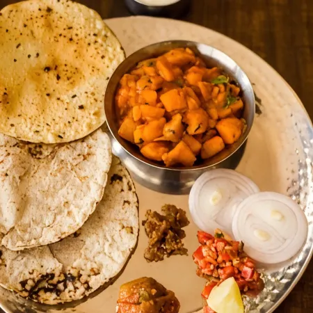 Girivihar Holiday Club - Pure Veg