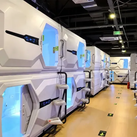 Chengdu Tianfu Airport Squint for a while space capsule hotel