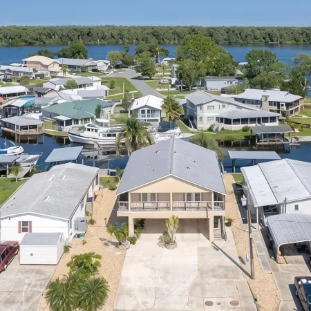 Waterfront, Private Boat Dock, Paddle board, Near Springs