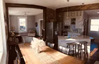 Historic Property Renovated! - homestay