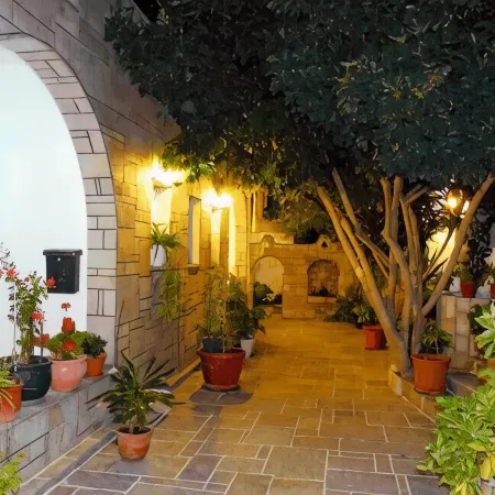 Minoa Hotel