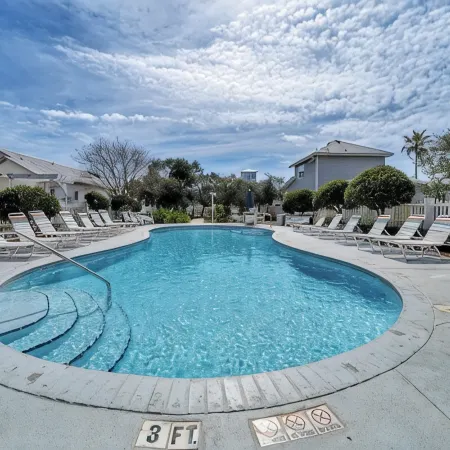 Crystal Beach 3/2 Slps 8 Pet Friendly 3 Blks to Beach and Publix
