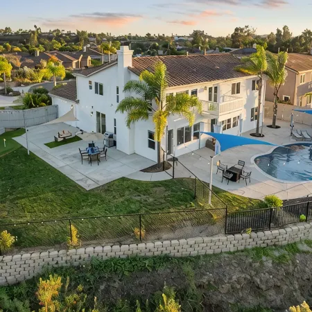 Resort-style Home with stunning views, pool, hot tub, putting green