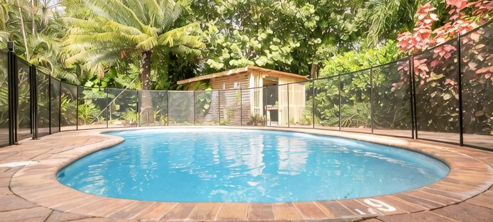 Luxury Beachside OASIS with Private Pool - Steps to private beach & restaurants Hotels in Melbourne Beach