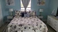 Top Floor Corner Condo with sweeping views of Perdido Key 100ft to the Beach!