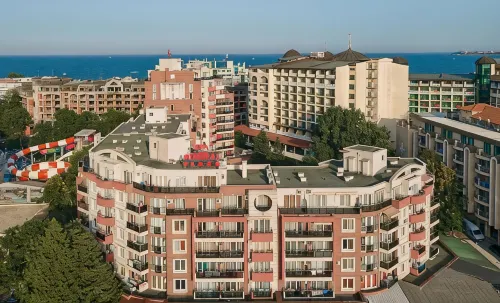 Admiral Plaza Holiday Apartments