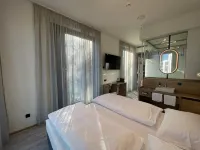 Hotel Bee Green - 3 stjerner