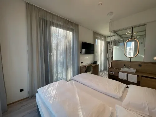 Hotel Bee Green