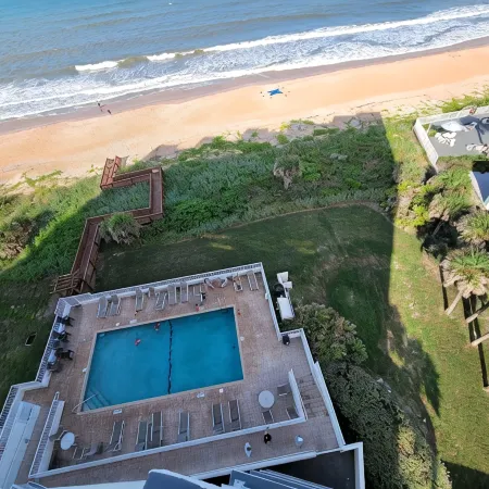Williams Surf Side  Ocean front & turtles   condo  2 king BR in Ormond Beach FL