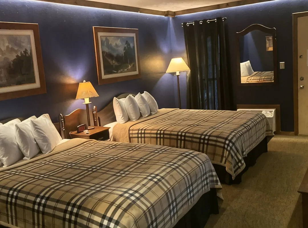 Country Mountain Inn - Eureka Springs, AR