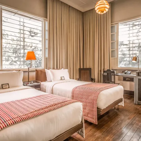 The Henry Hotel Manila