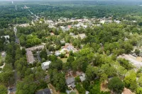 Charming, Cozy Home Close to Everything Downtown! Perfect for Large Groups! - 3-Star
