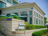 The Waterside Inn Hotels near Erindale