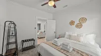 2BR Homey Cottage near Rosebowl - Free Parking