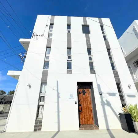 [Churaumi/Kouri] 1min Beach/Hotel-Quality Villa/Max 10ppl/2 Parking/White Cube Yagaji Okinawa
