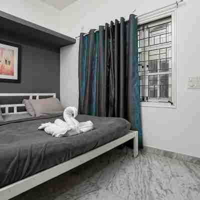 Aishwarya Apartments Rooms