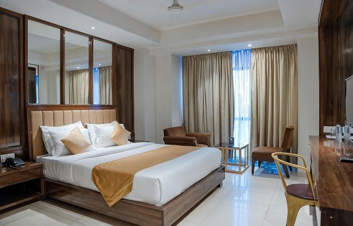 The Shiv Grand