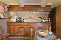Central Springs Inn - breakfast