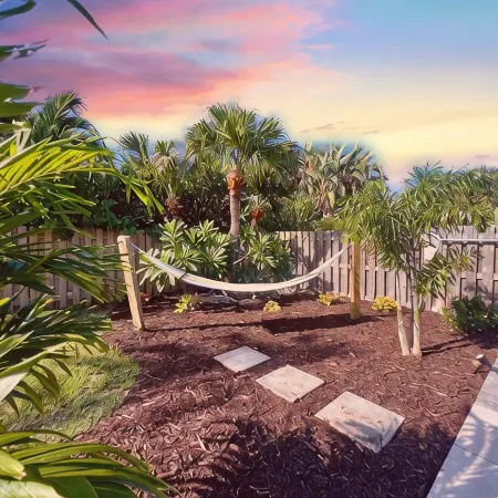 Island Vibes Beach House~ 4 Min. Walk 2 Beach • Heated Pool • King Beds
