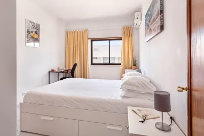 GuestReady - Deluxe home with terrace in Caparica Hotels in Costa da Caparica