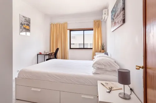 GuestReady - Deluxe home with terrace in Caparica