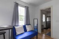 Mini Mod Apartment, Private- Parking - Apartments