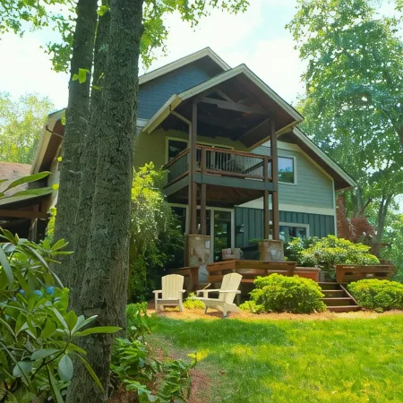 Gated Luxury Lodge - Hot Tub, Mountain Views, Stunning Gardens, Secluded